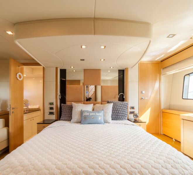 69FT SUNSEEKER MANHATTAN (8)