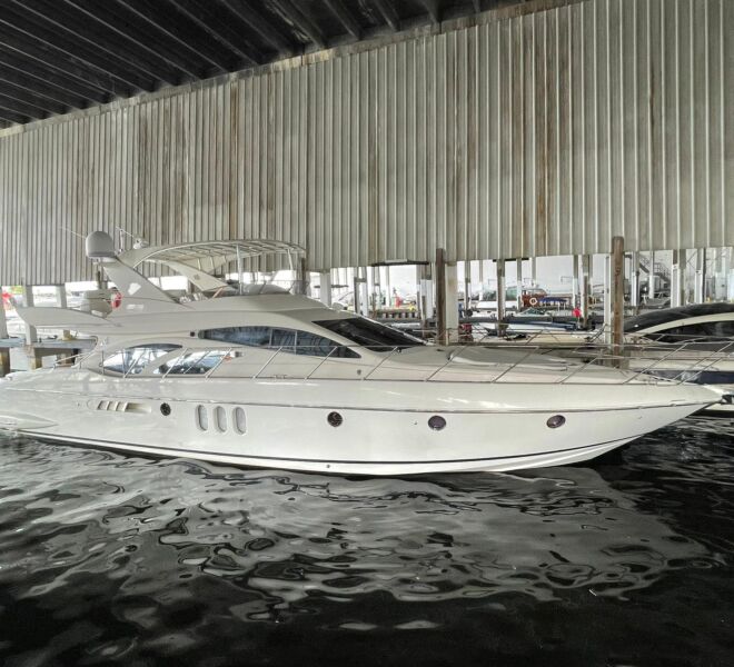 70' Azimut (6)